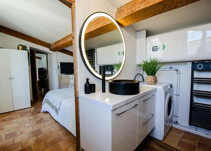 T2 Au Coeur D'ajaccio - Parking & Ac Apartment